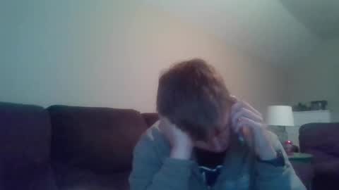 hookedonphonics105 online show from November 4, 2025, 10:09 pm