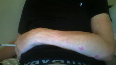 Snapshot of hooper37 chatting on December 25, 2024, 1:42 am Hooper39 online show from December 25, 2024, 1:42 am