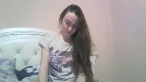 Snapshot of hootloove69 chatting on January 28, 2025, 5:24 pm hootloove69 online show from January 28, 2025, 5:24 pm