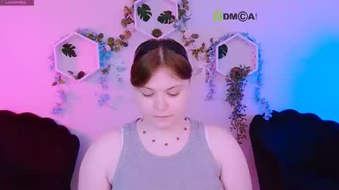 hope_shadow online show from June 12, 2026, 7:02 pm