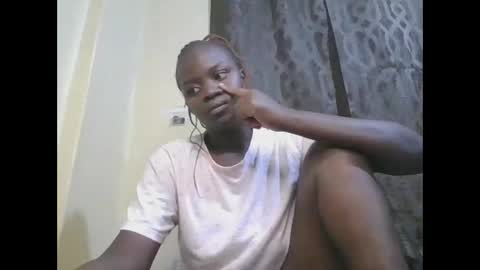 hope_terry online show from June 3, 2026, 2:47 am