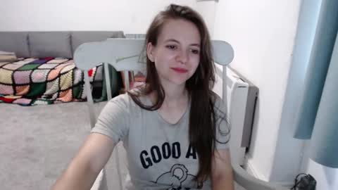 Snapshot of hope_xo chatting on July 3, 2026, 6:47 pm Hope online show from July 3, 2026, 6:47 pm