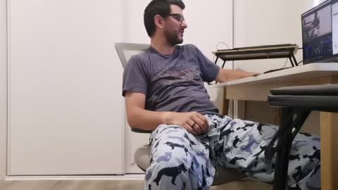 hopefulguy86 online show from May 15, 2026, 11:01 pm