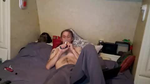 Snapshot of horneyfuck690 chatting on November 27, 2025, 4:25 am horneyfuck690 online show from November 27, 2025, 4:25 am