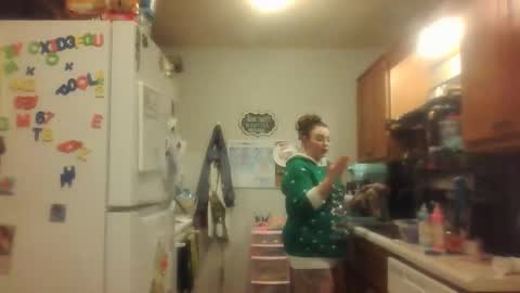 Snapshot of horneygirl88ddd chatting on December 19, 2025, 4:14 pm horneygirl88ddd online show from December 19, 2025, 4:14 pm