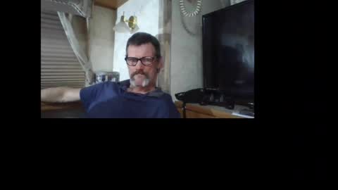 Snapshot of horneyjoe48 chatting on April 16, 2026, 4:02 am joey online show from April 16, 2026, 4:02 am