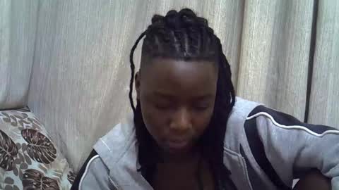 Snapshot of horny_baddie18 chatting on February 14, 2026, 7:21 pm Leila online show from February 14, 2026, 7:21 pm