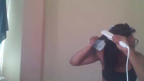 horny_brii online show from August 3, 2026, 8:56 pm