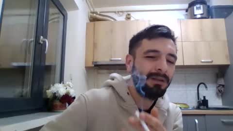 Snapshot of horny_couple9600 chatting on December 4, 2025, 3:38 am horny_couple9600 online show from December 4, 2025, 3:38 am