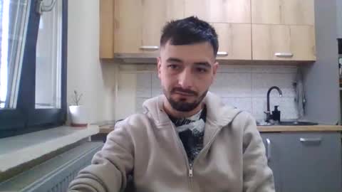 Snapshot of horny_couple9600 chatting on December 20, 2025, 11:39 am horny_couple9600 online show from December 20, 2025, 11:39 am