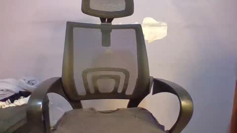 Snapshot of horny_hearts chatting on April 2, 2026, 6:38 pm phanice online show from April 2, 2026, 6:38 pm