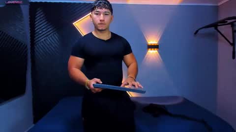 horny_nick18 online show from March 11, 2026, 11:05 am