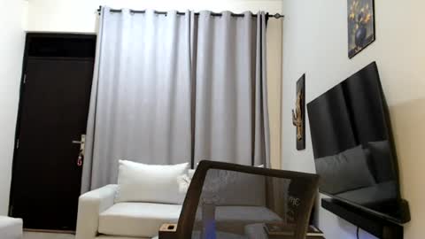 Snapshot of horny_princcess chatting on July 17, 2026, 7:59 am horny_princcess online show from July 17, 2026, 7:59 am