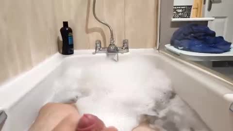 Snapshot of hornybiker1987 chatting on October 29, 2025, 7:04 pm hornybiker1987 online show from October 29, 2025, 7:04 pm