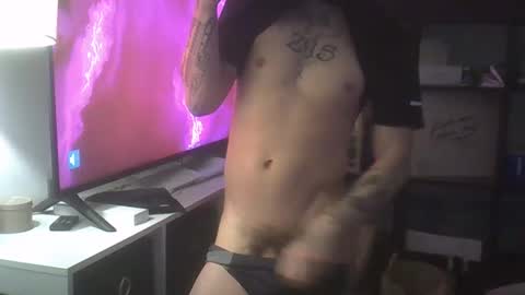 Snapshot of hornyfitboy24 chatting on February 14, 2026, 1:52 pm hornyfitboy24 online show from February 14, 2026, 1:52 pm