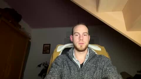 Snapshot of hornygaren chatting on January 15, 2025, 9:20 pm zorander online show from January 15, 2025, 9:20 pm