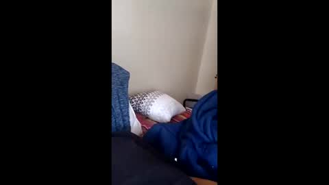 hornyguy_2019 online show from April 17, 2026, 3:04 pm