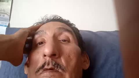 hornyguy_2019 online show from May 24, 2026, 12:04 am
