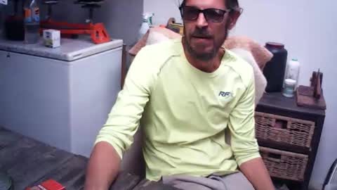 Snapshot of hornyhippies0080 chatting on June 6, 2026, 9:03 am Nix D online show from June 6, 2026, 9:03 am