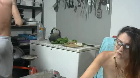 Snapshot of hornyhippies0080 chatting on June 26, 2026, 4:44 pm Nix D online show from June 26, 2026, 4:44 pm