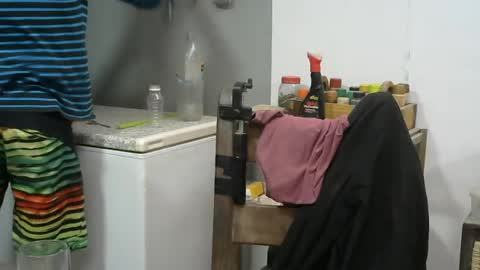 Snapshot of hornyhippies0080 chatting on June 27, 2026, 2:44 pm Nix D online show from June 27, 2026, 2:44 pm