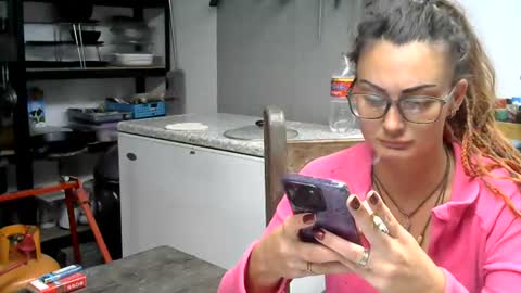 Snapshot of hornyhippies0080 chatting on August 8, 2026, 7:10 am Nix D online show from August 8, 2026, 7:10 am