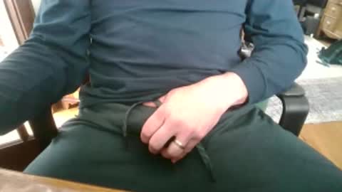 hornyhubby1001 online show from March 16, 2026, 4:33 pm