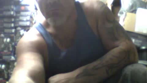 hornyhungwhiteboy4u269 online show from July 1, 2026, 12:51 pm