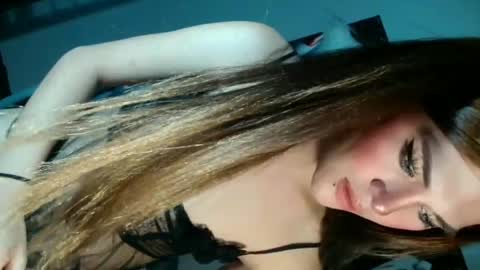 hornylisa online show from July 7, 2026, 4:33 pm