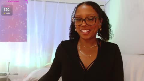 Snapshot of hornylittlehoney chatting on January 31, 2025, 3:52 am Horny Little Honey online show from January 31, 2025, 3:52 am