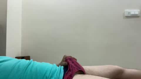 Ash online show from December 1, 2025, 6:18 am