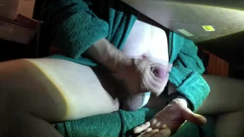 hornyoldman31 online show from April 9, 2026, 2:33 pm