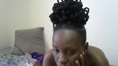 Snapshot of hornysouls01 chatting on February 23, 2025, 9:44 am hornysouls01 online show from February 23, 2025, 9:44 am