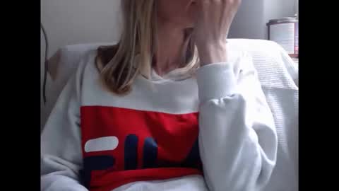 Snapshot of hornyssima chatting on September 22, 2025, 12:18 pm Hornyssima online show from September 22, 2025, 12:18 pm