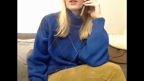 Snapshot of hornyssima chatting on February 4, 2026, 2:56 pm Hornyssima online show from February 4, 2026, 2:56 pm