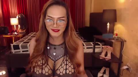 Snapshot of horsecockjackie chatting on December 11, 2024, 7:36 pm horsecockjackie online show from December 11, 2024, 7:36 pm