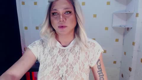 Snapshot of hosersecockselfsucker chatting on January 18, 2025, 7:07 am YOUR MAJESTY LUCY PEARL online show from January 18, 2025, 7:07 am