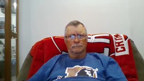 Snapshot of hot4tightholes chatting on May 15, 2026, 12:45 pm hot4tightholes online show from May 15, 2026, 12:45 pm