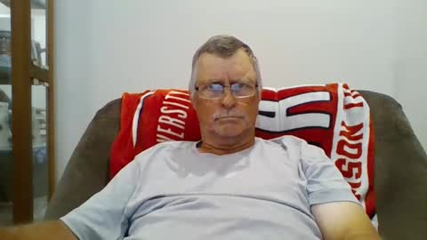 Snapshot of hot4tightholes chatting on May 29, 2026, 1:42 pm hot4tightholes online show from May 29, 2026, 1:42 pm