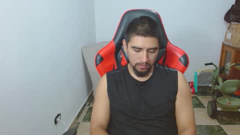 Snapshot of hot__husbands chatting on November 22, 2025, 3:27 am hot__husbands online show from November 22, 2025, 3:27 am