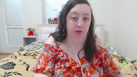 Snapshot of hot_and_pretty chatting on January 7, 2025, 9:29 am Lila online show from January 7, 2025, 9:29 am