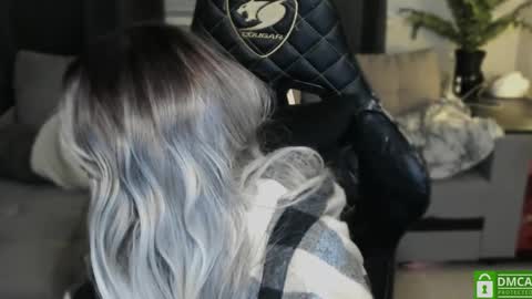   online show from December 2, 2024, 6:10 pm