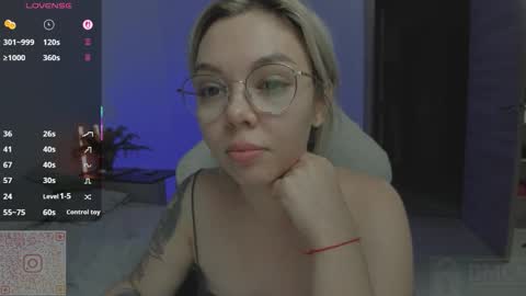   online show from September 20, 2025, 3:57 pm