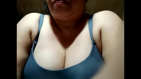 hot_boobs21 online show from February 12, 2025, 11:51 am