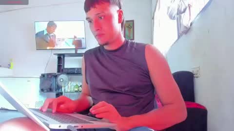 hot boy 04 online show from July 19, 2026, 3:38 pm
