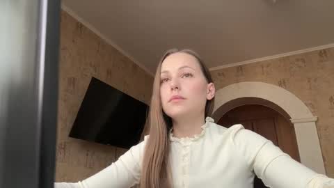 hot_chance_ online show from March 18, 2026, 10:07 am