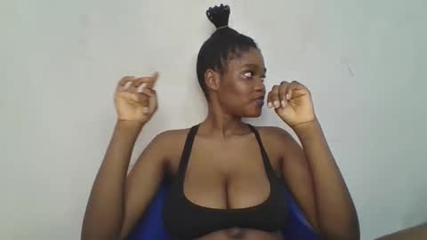 Zarah online show from May 12, 2026, 11:02 pm
