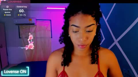 Snapshot of hot_couple07_ chatting on October 3, 2025, 3:25 am Hot Couple online show from October 3, 2025, 3:25 am