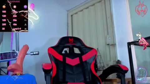 Snapshot of hot_destinyk chatting on March 4, 2026, 4:35 pm destinyk online show from March 4, 2026, 4:35 pm