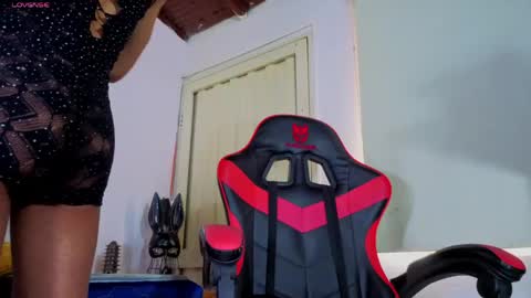 Snapshot of hot_destinyk chatting on April 16, 2026, 2:51 pm destinyk online show from April 16, 2026, 2:51 pm